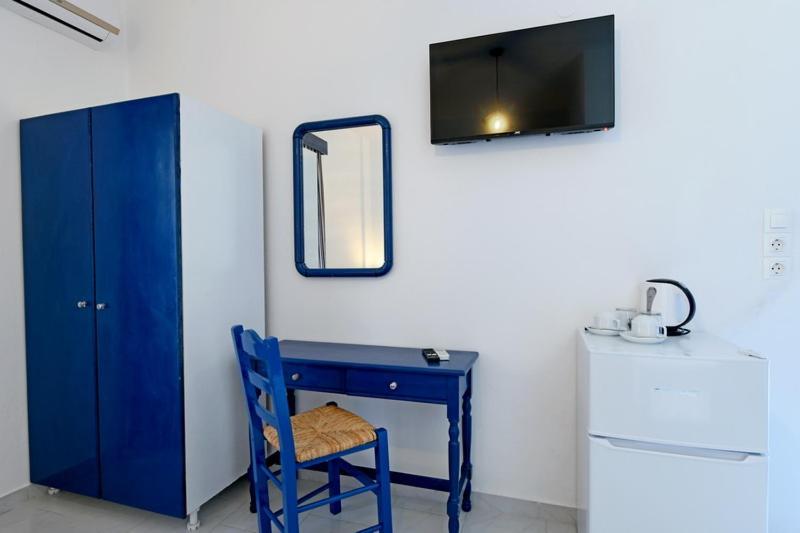 Lunar Santorini Hotel Перисса Экстерьер фото