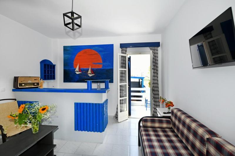 Lunar Santorini Hotel Перисса Экстерьер фото