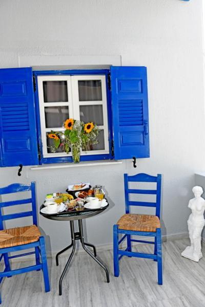 Lunar Santorini Hotel Перисса Экстерьер фото